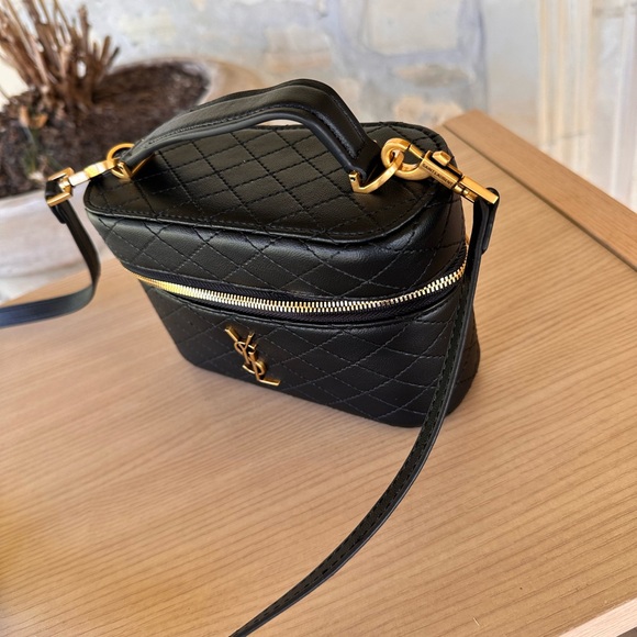YSL gwp Black and Gold Quilted Crossbody Bag - Picture 2 of 7